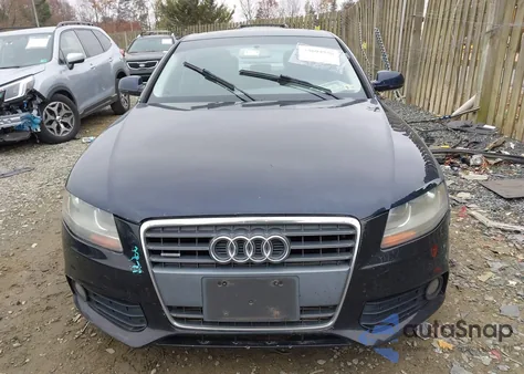 2011 Audi A4 2.0T Premium z USA, uszkodzony, nr VIN WAUBFAFL4BN022021